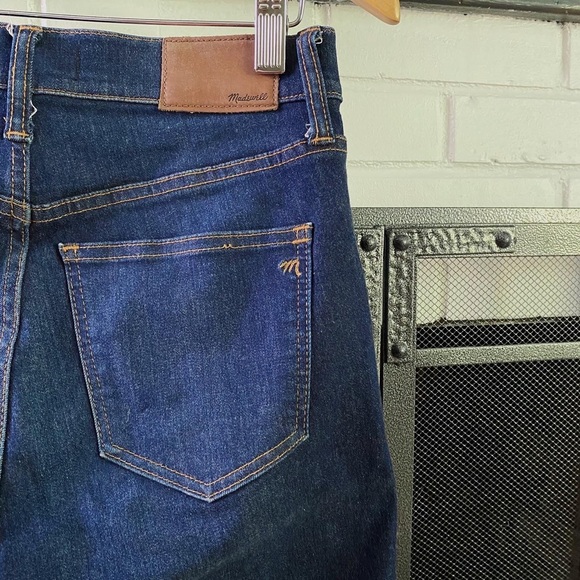 Madewell 9-inch High Rise Dark Wash Skinny Jeans - Picture 3 of 8
